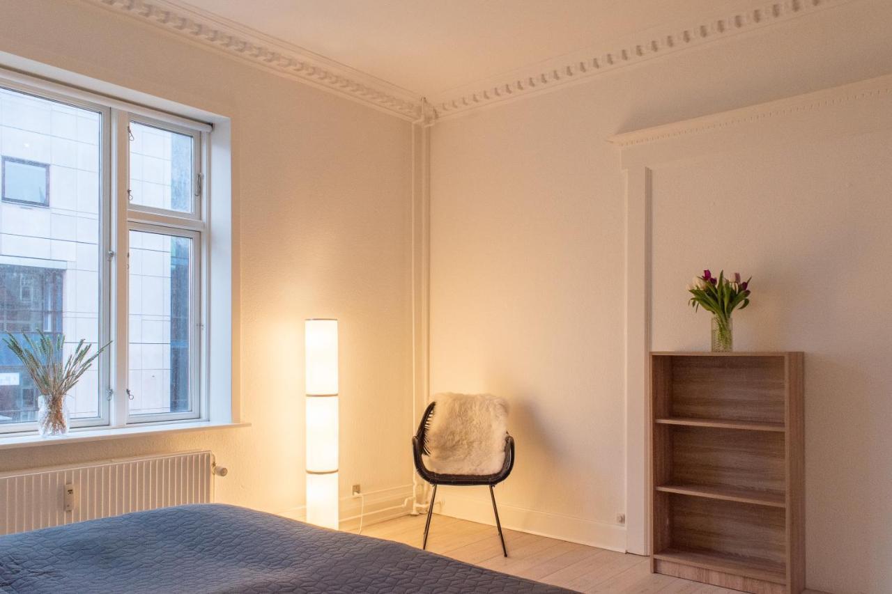 Bright And Spacious Apartment In Downtown Arhus Extérieur photo